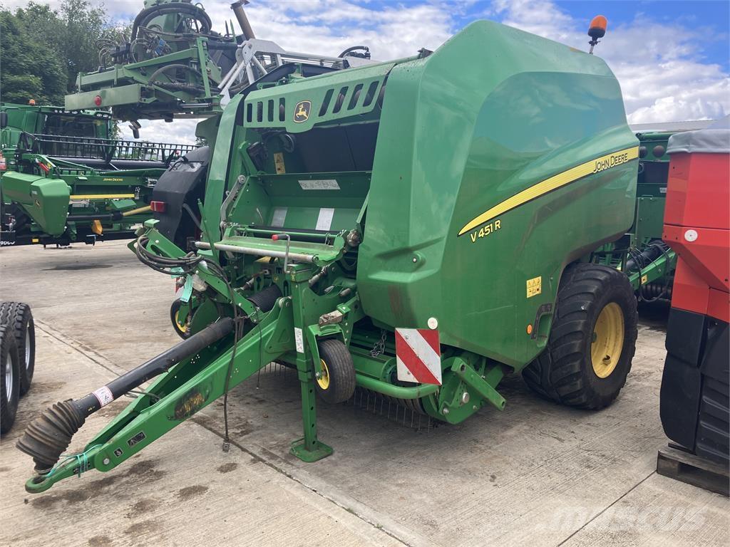 John Deere V451R 갈퀴 및 테더