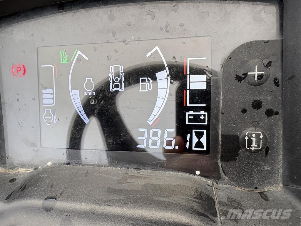 John Deere X940 탑승형 잔디깎기