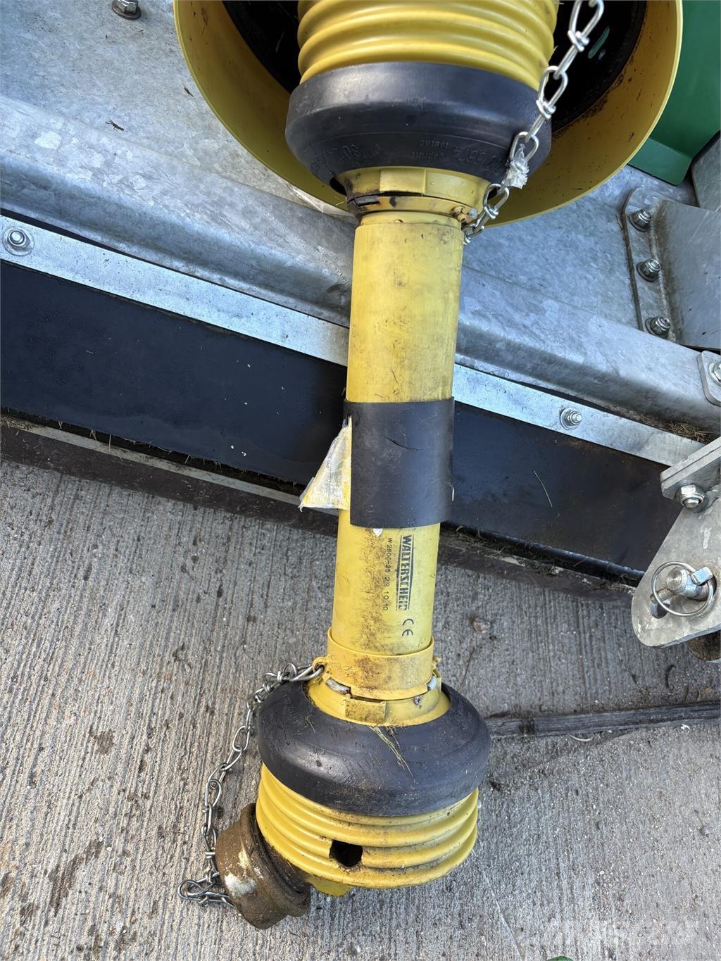 Major MJ71-240F 장착형 잔디깎기