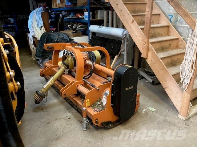 TEAGLE EKR/S200 목장 제초기 및 토퍼