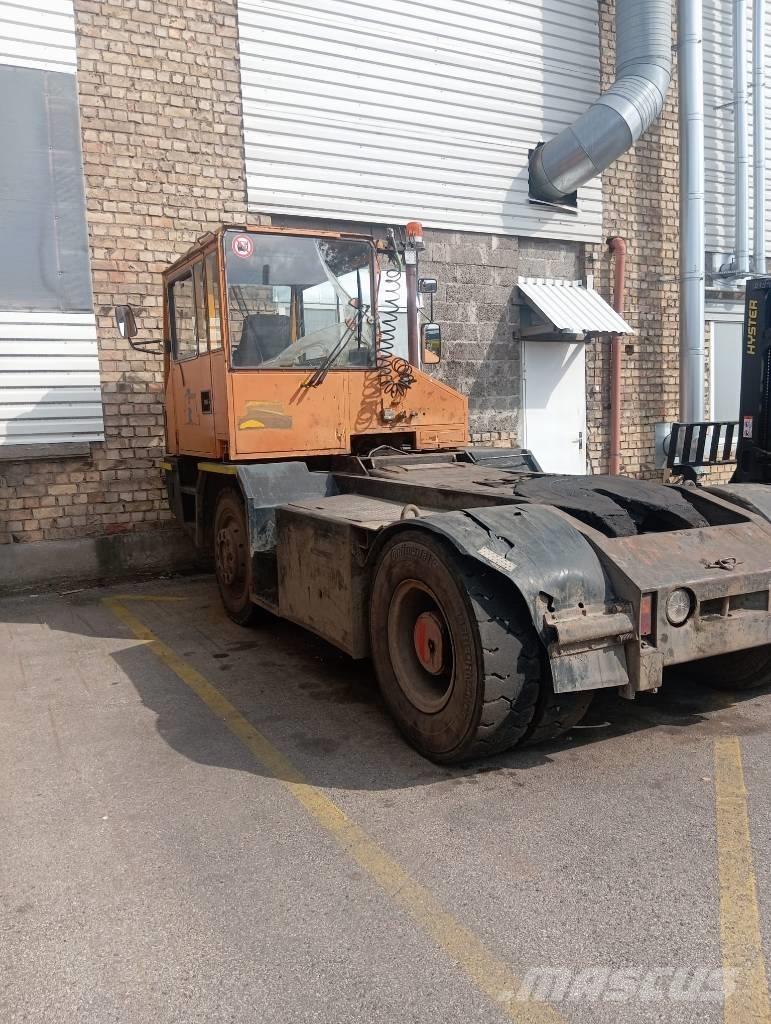 Sisu TR160 AL 4 X4 터미널 트랙터