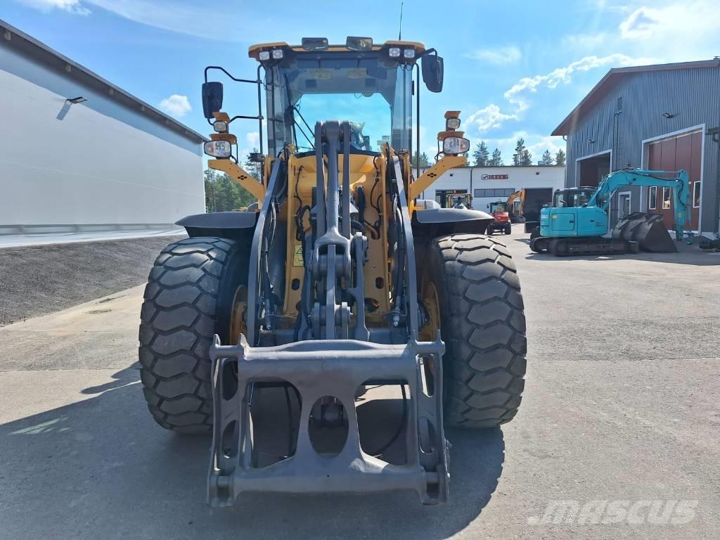 Volvo L90H  휠로우더