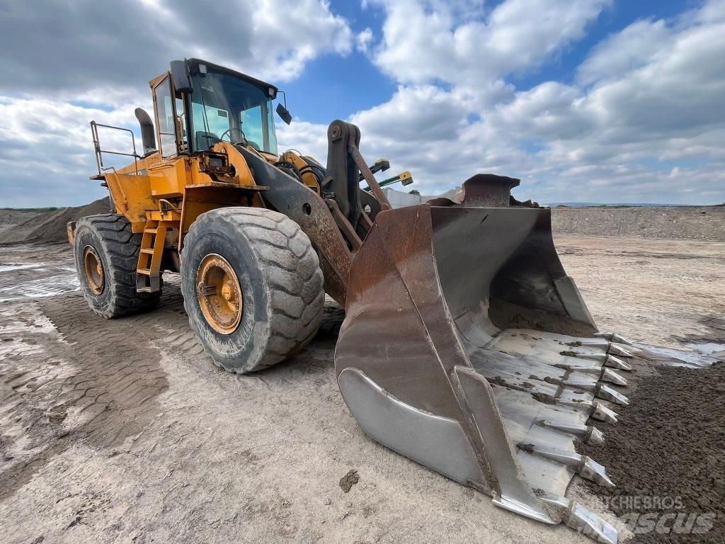 Volvo L180c  휠로우더