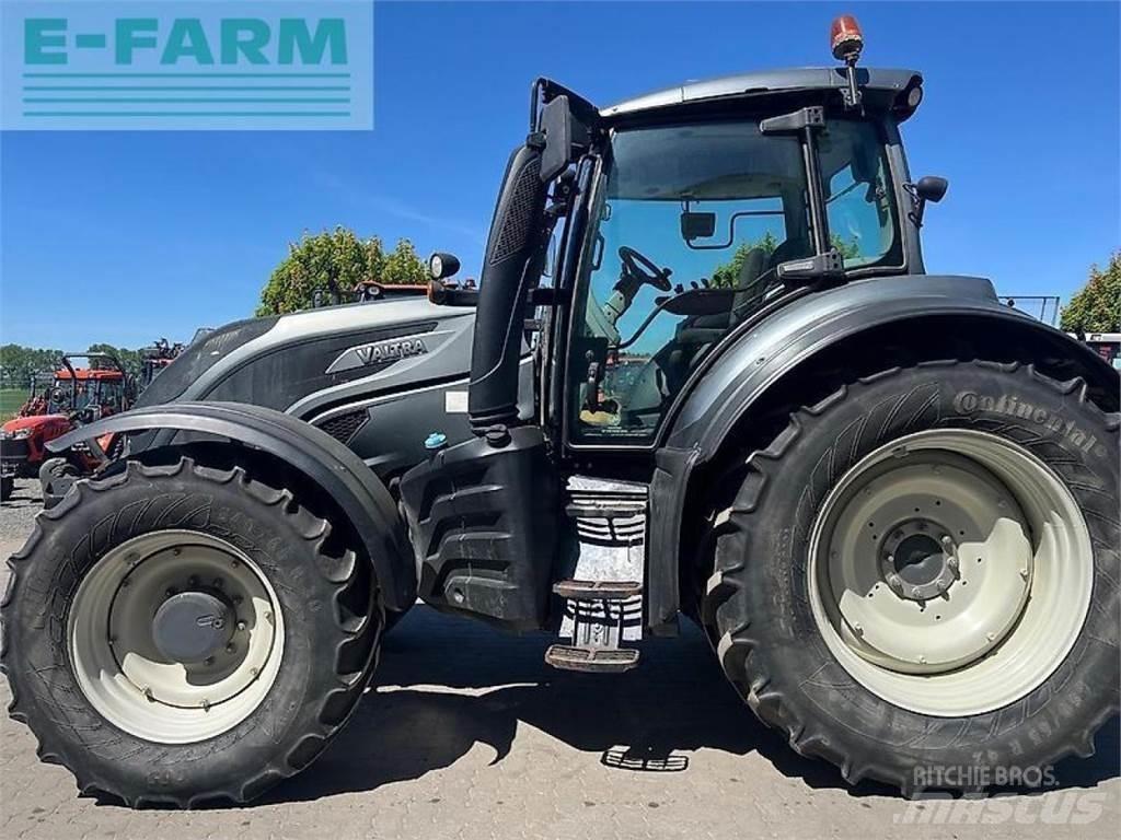 Valtra t174es 트랙터