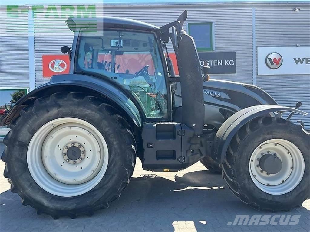 Valtra t174es 트랙터
