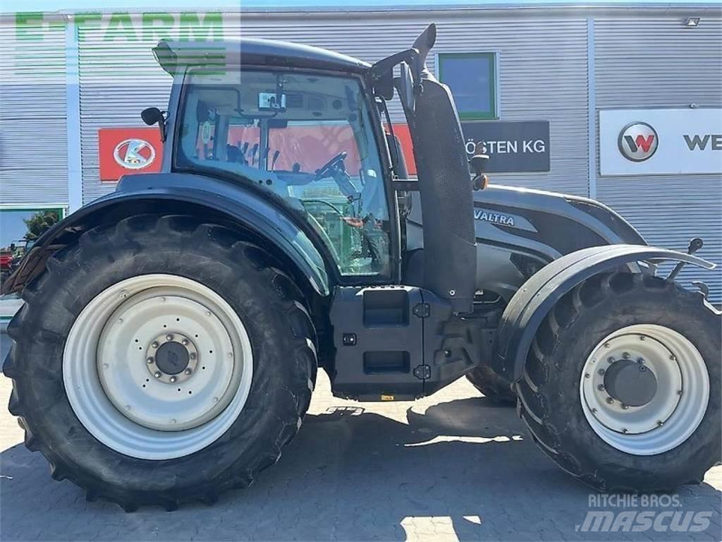 Valtra t174es 트랙터