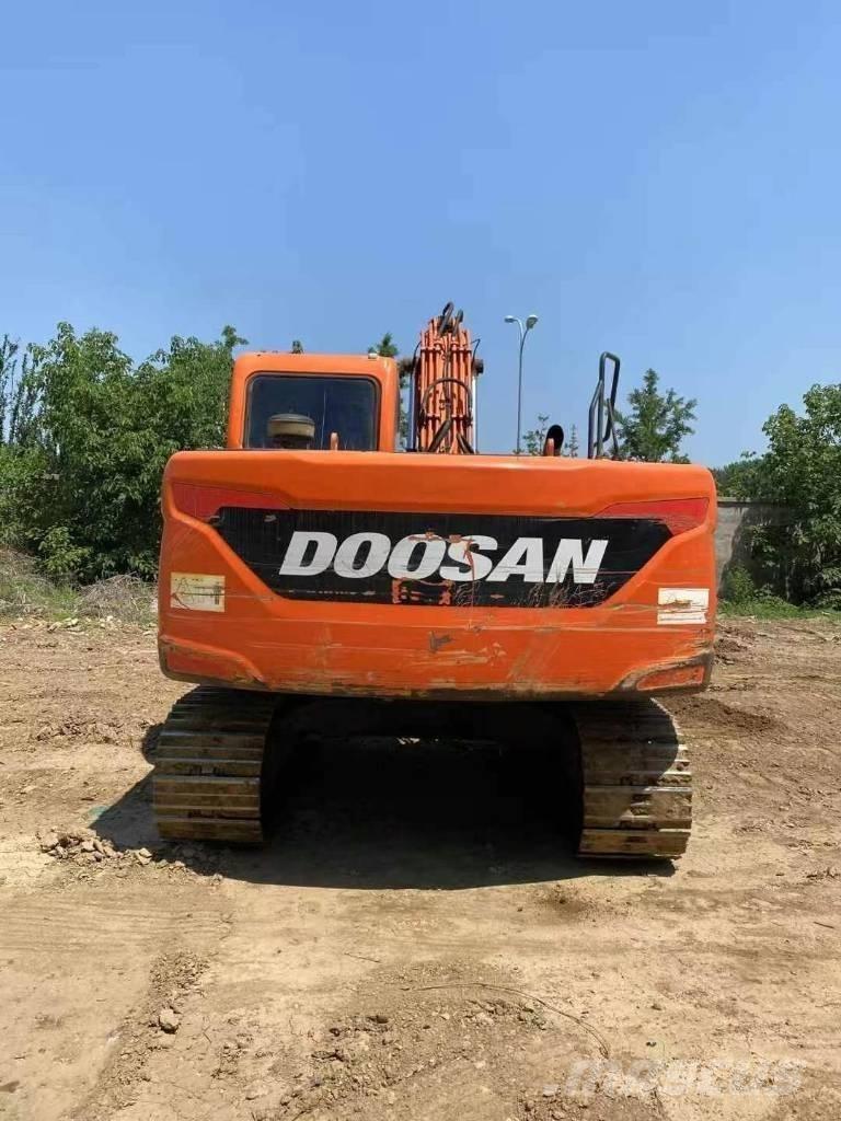 Doosan DX 130-9C 대형 굴삭기 29톤 이상