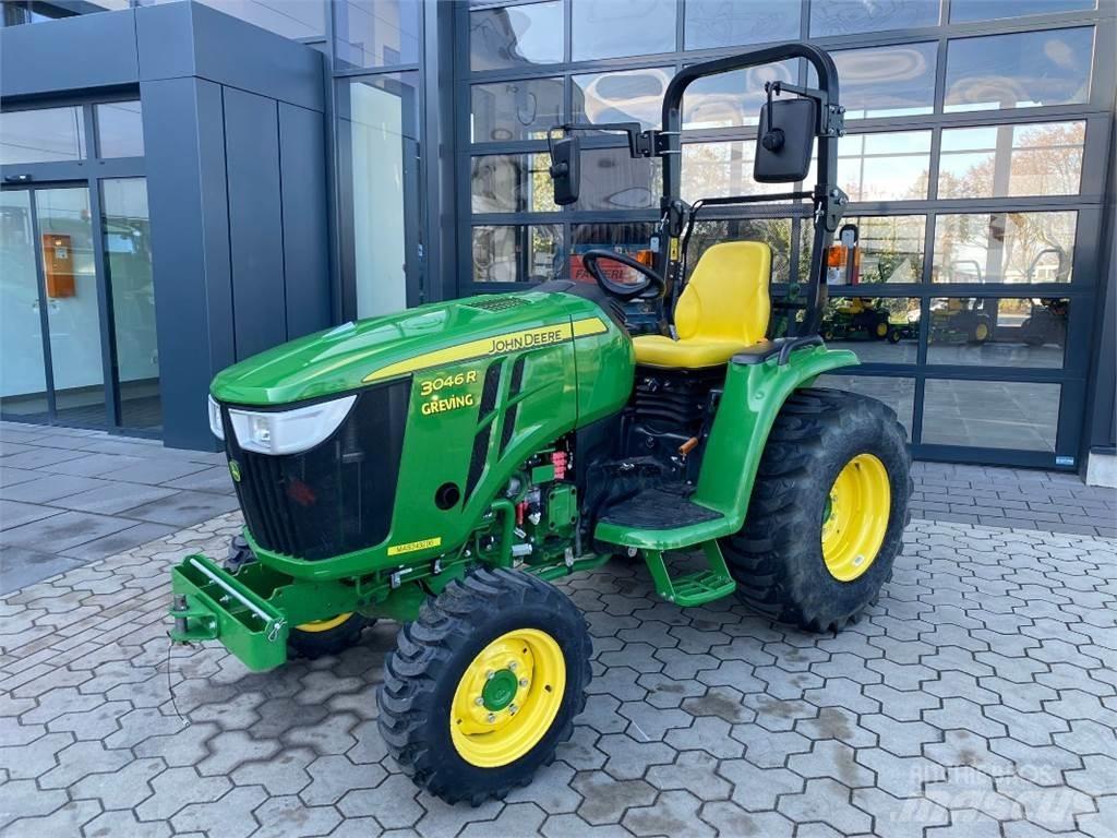John Deere 3046R 트랙터