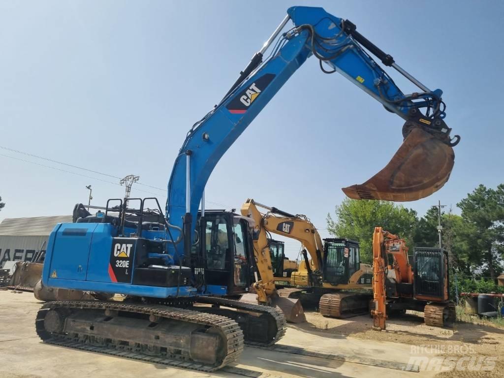 CAT 320 EL 대형 굴삭기 29톤 이상