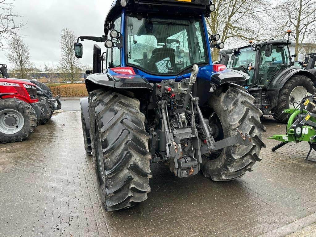 Valtra G125EA 트랙터