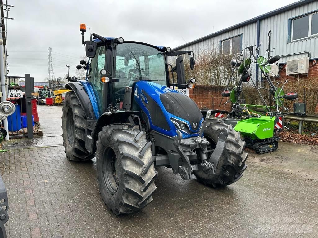 Valtra G125EA 트랙터