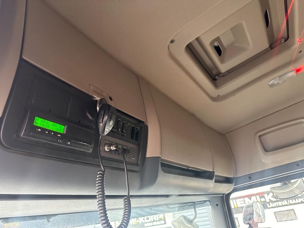 Scania R520 8x2/4 케이블 리프트 탈착식 트럭