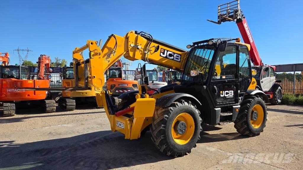 JCB 535-125 텔러 핸들러