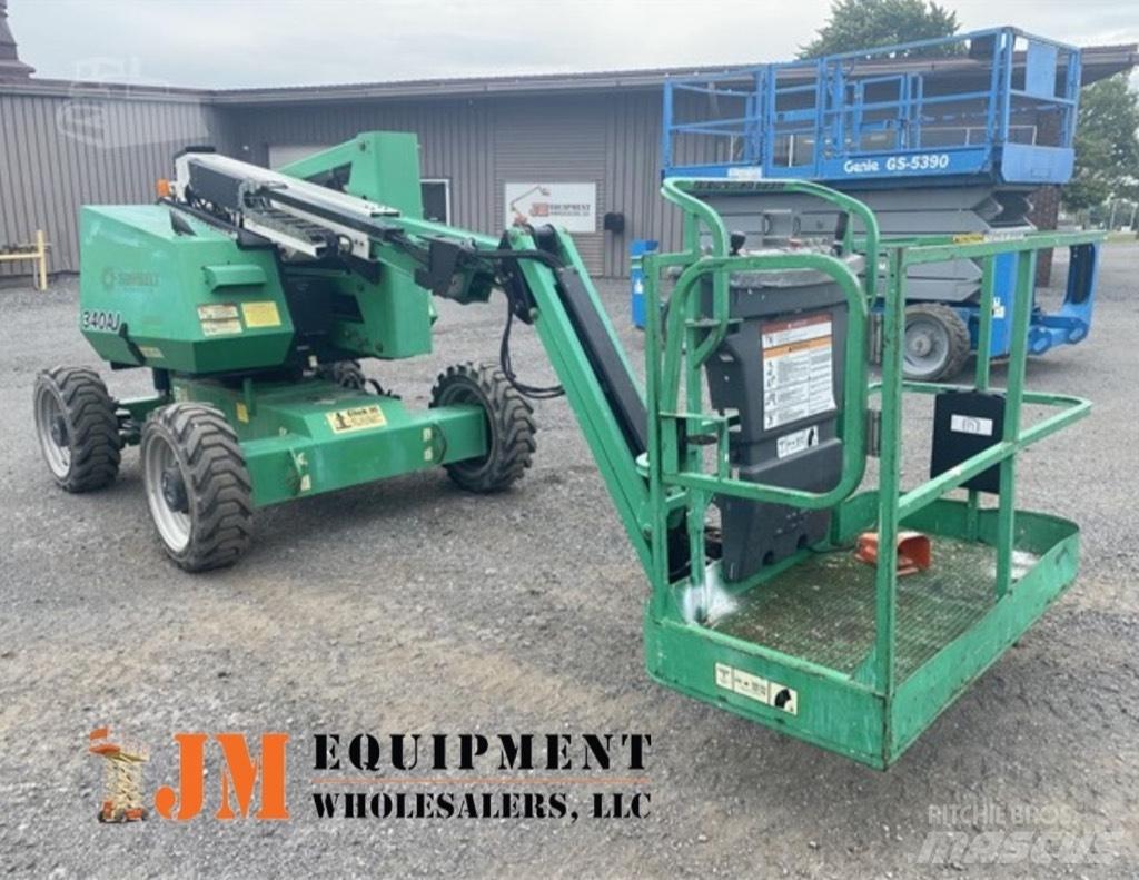 JLG 340 AJ 관절형 전동이동 리프트