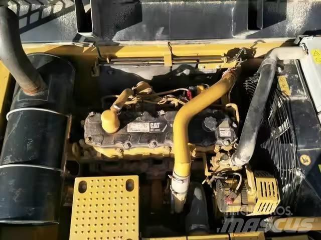 CAT 324 대형 굴삭기 29톤 이상