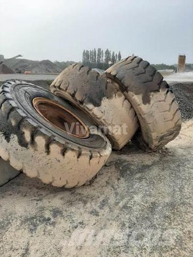 CAT 773 B 유압식 기계