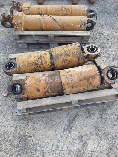 CAT 773 B 유압식 기계