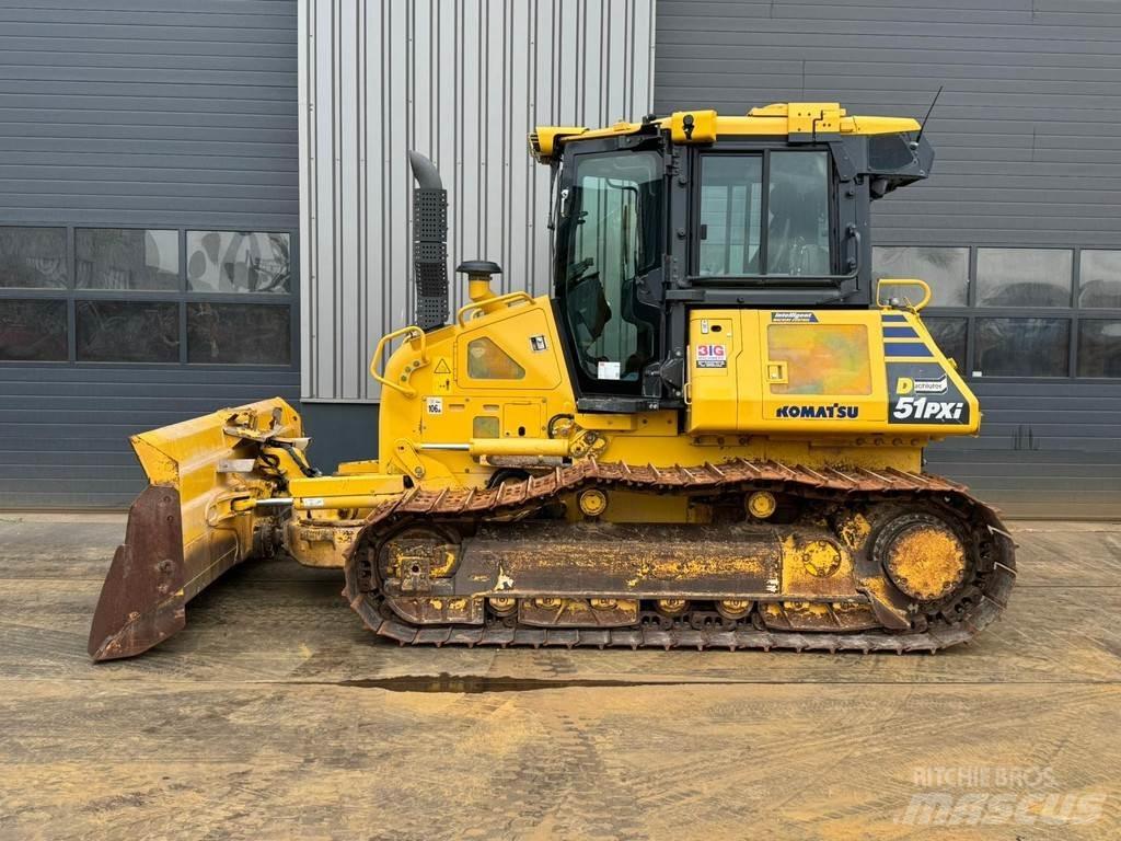 Komatsu D51PXi-24 크롤러 도저