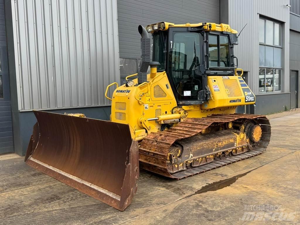 Komatsu D51PXi-24 크롤러 도저
