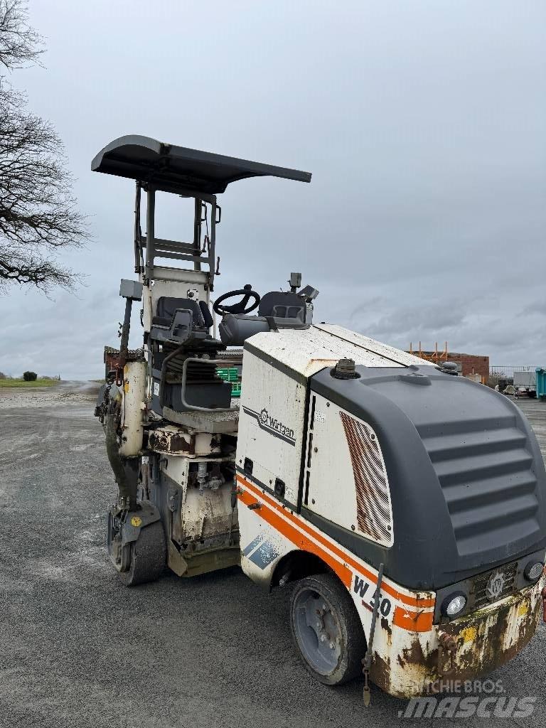 Wirtgen W 50 아스팔트 콜드 밀링 기계