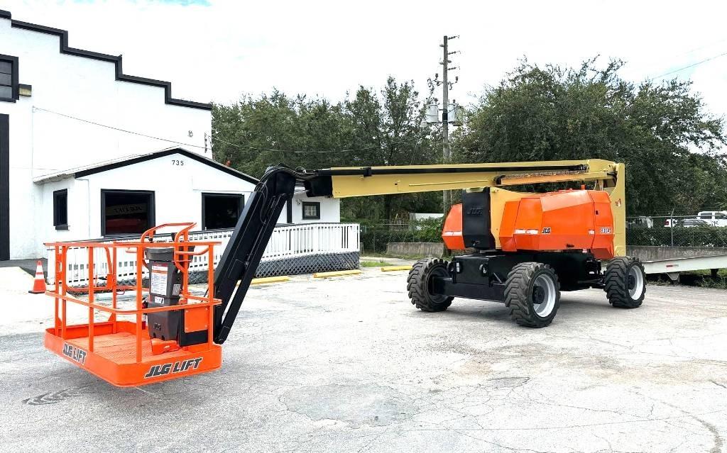 JLG 800 AJ 관절형 전동이동 리프트