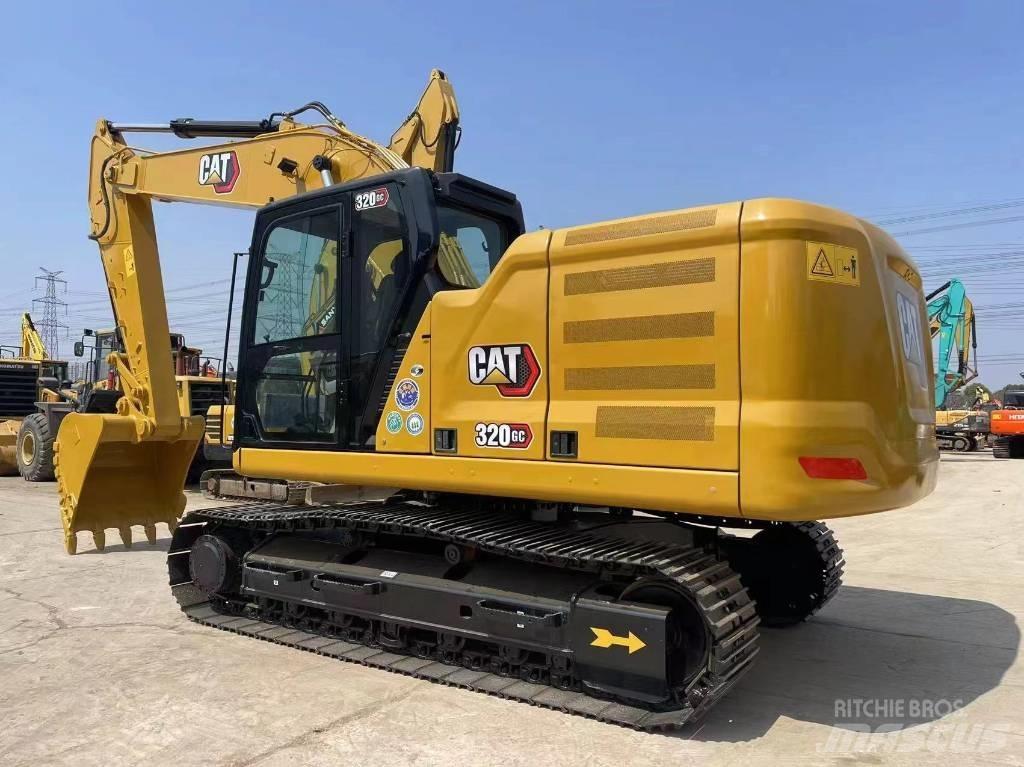 CAT 320GC 대형 굴삭기 29톤 이상