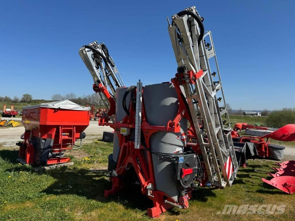 Kuhn DELTIS 2 견인형 분무기
