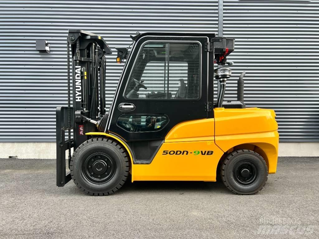Hyundai 50DN-9VB 디젤 지게차