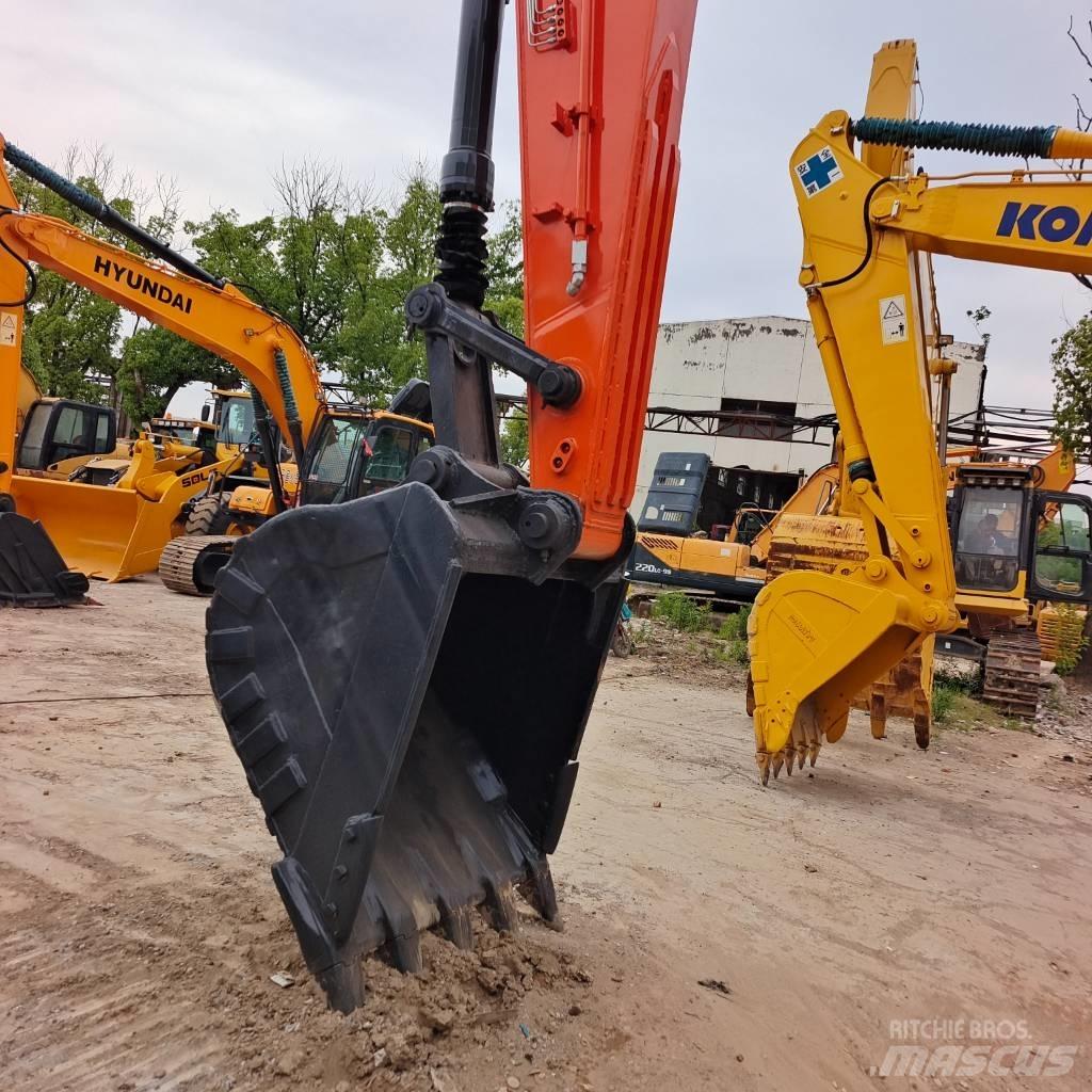 Doosan DX300 대형 굴삭기 29톤 이상