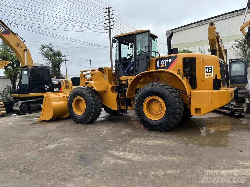 CAT 966  휠로우더