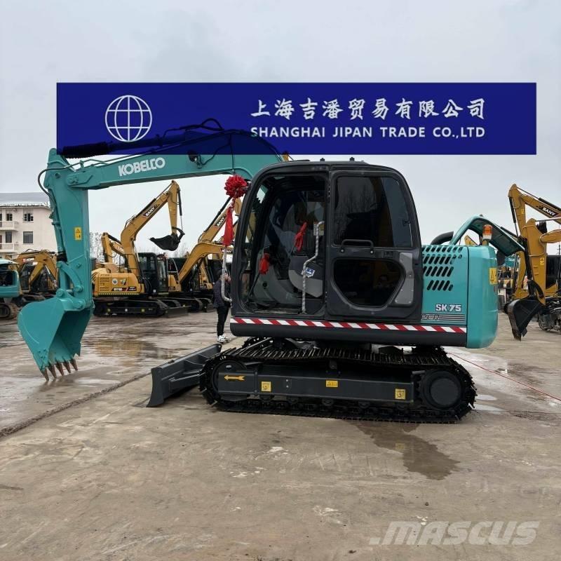 Kobelco SK 75 중형굴삭기 7톤-28톤