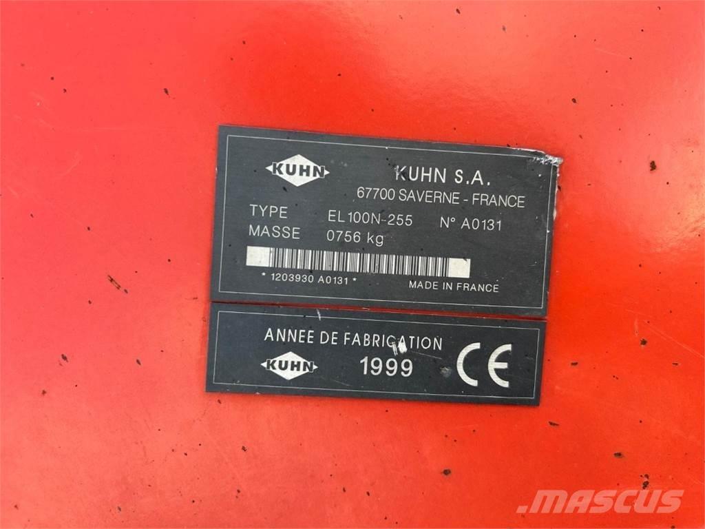 Kuhn EL 100N-255 지반 준비 작업