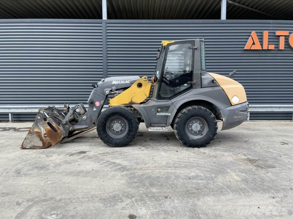 Mecalac AS 700  휠로우더