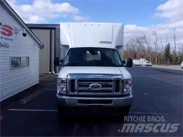 Ford E450 탑차 트럭