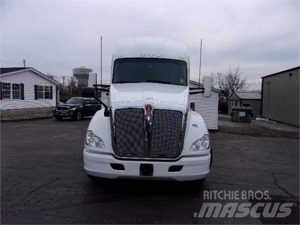 Kenworth T680 트랙터 유닛