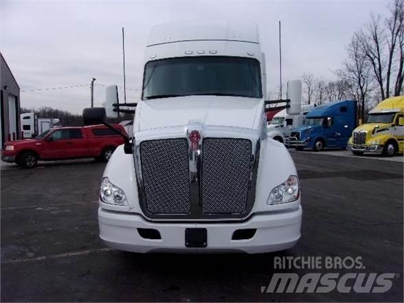 Kenworth T680 트랙터 유닛