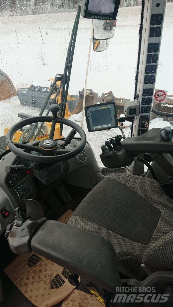 Volvo L120H, UTHYRES  휠로우더