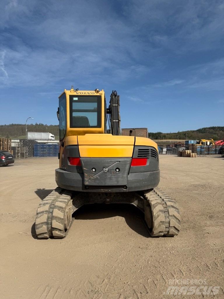 Volvo ECR 88 중형굴삭기 7톤-28톤