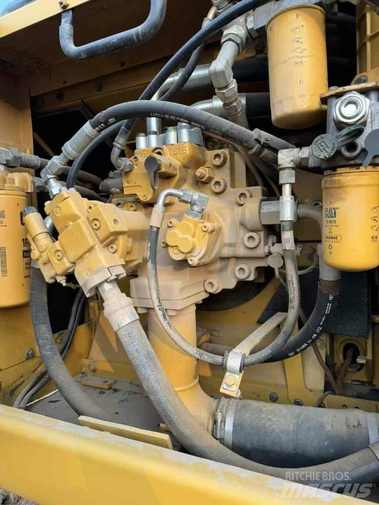 CAT 336 D 대형 굴삭기 29톤 이상