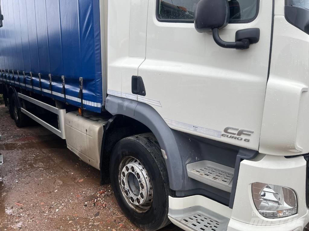 DAF CF 330 커튼사이더 트럭