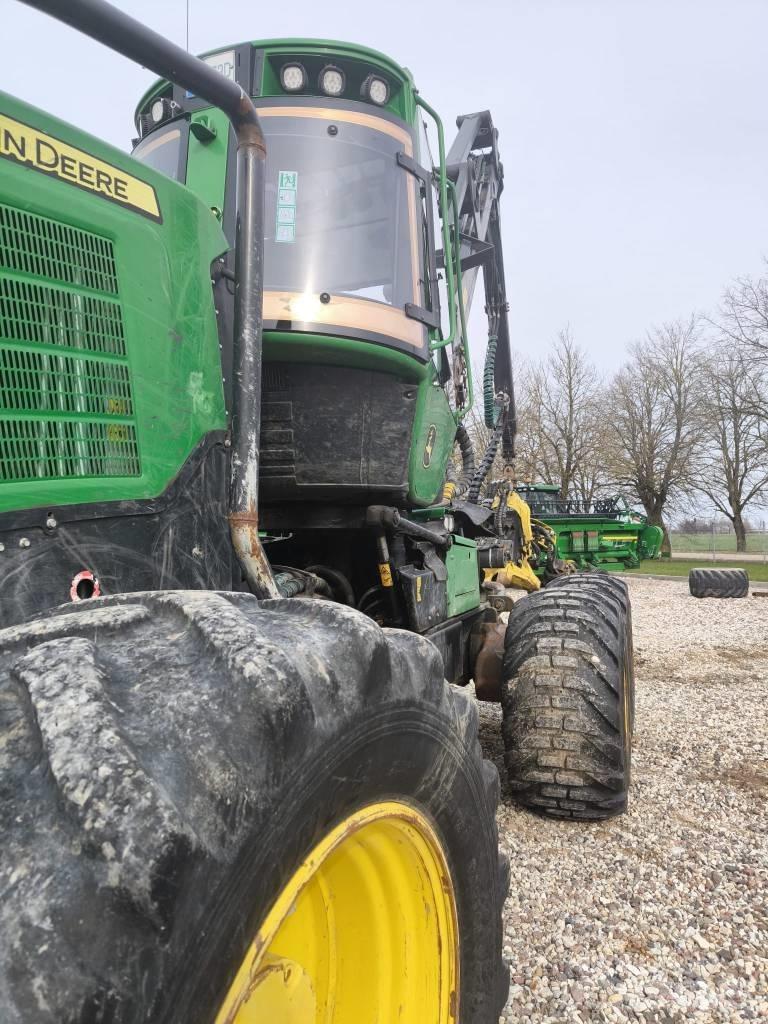 John Deere 1270G 원목 하베스터