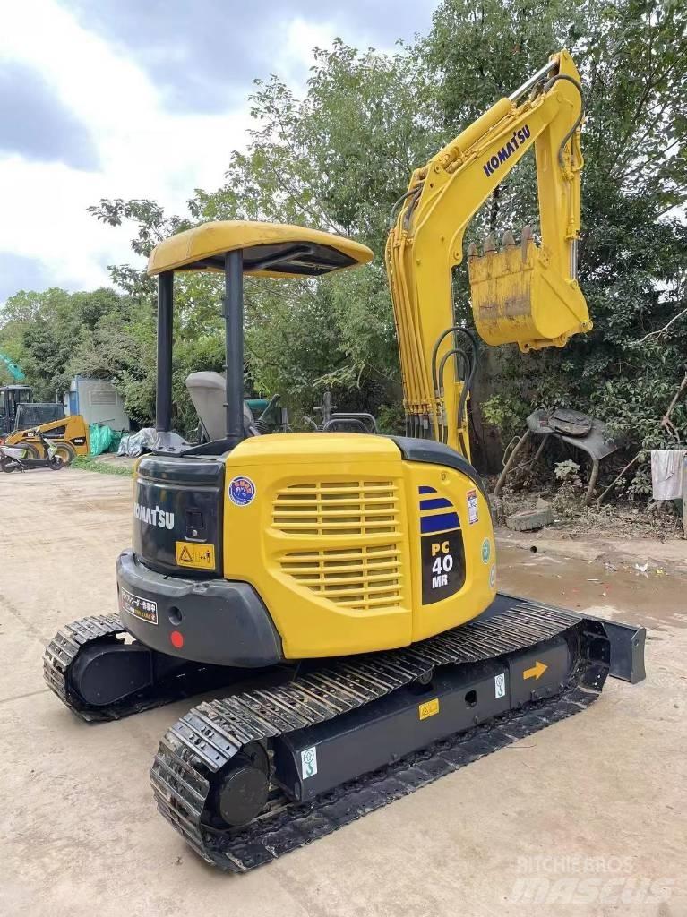 Komatsu PC 40 MR 소형 굴삭기 7톤 미만