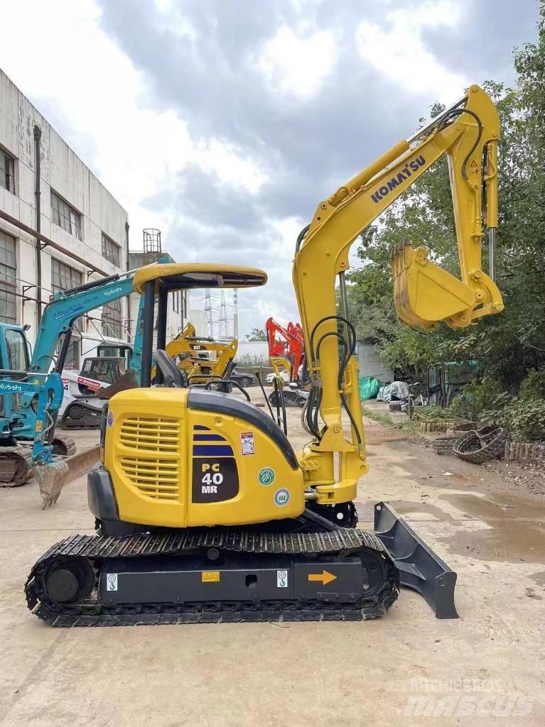 Komatsu PC 40 MR 소형 굴삭기 7톤 미만