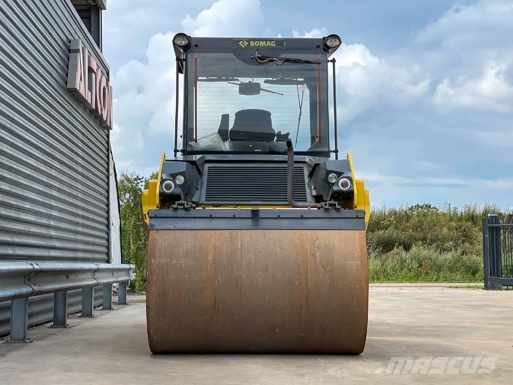 Bomag BW 151 AD-5 트윈 드럼 롤러
