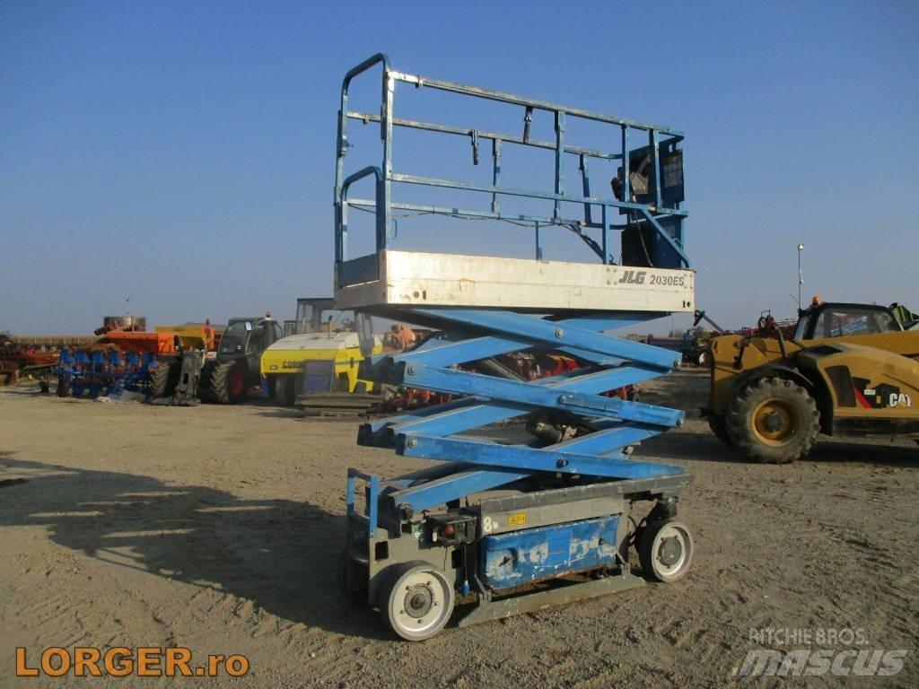 JLG 2030 ES 가위형 리프트