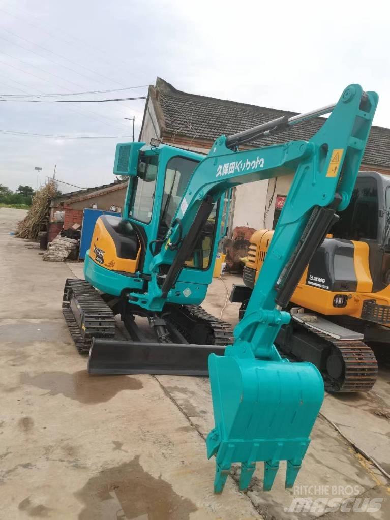 Kubota KX 135 대형 굴삭기 29톤 이상