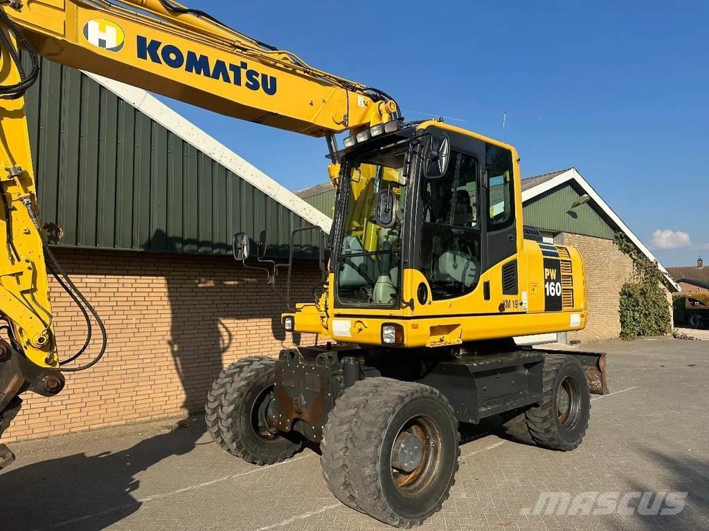Komatsu PW160-8  휠 굴삭기