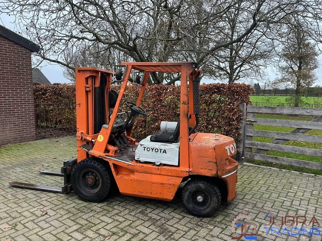 Toyota 02-4FD25 디젤 지게차