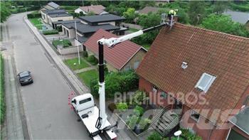 VERSALIFT VTX-240 G3 트럭 탑재 고소작업대