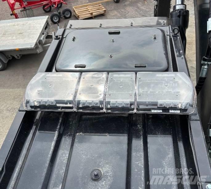 Hyundai HX 300 AL 대형 굴삭기 29톤 이상